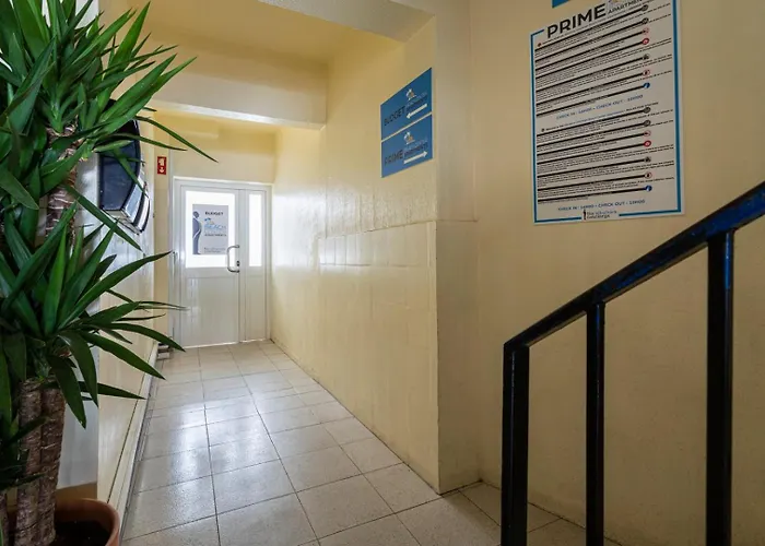 Budget Center B5 * אלבופיירה